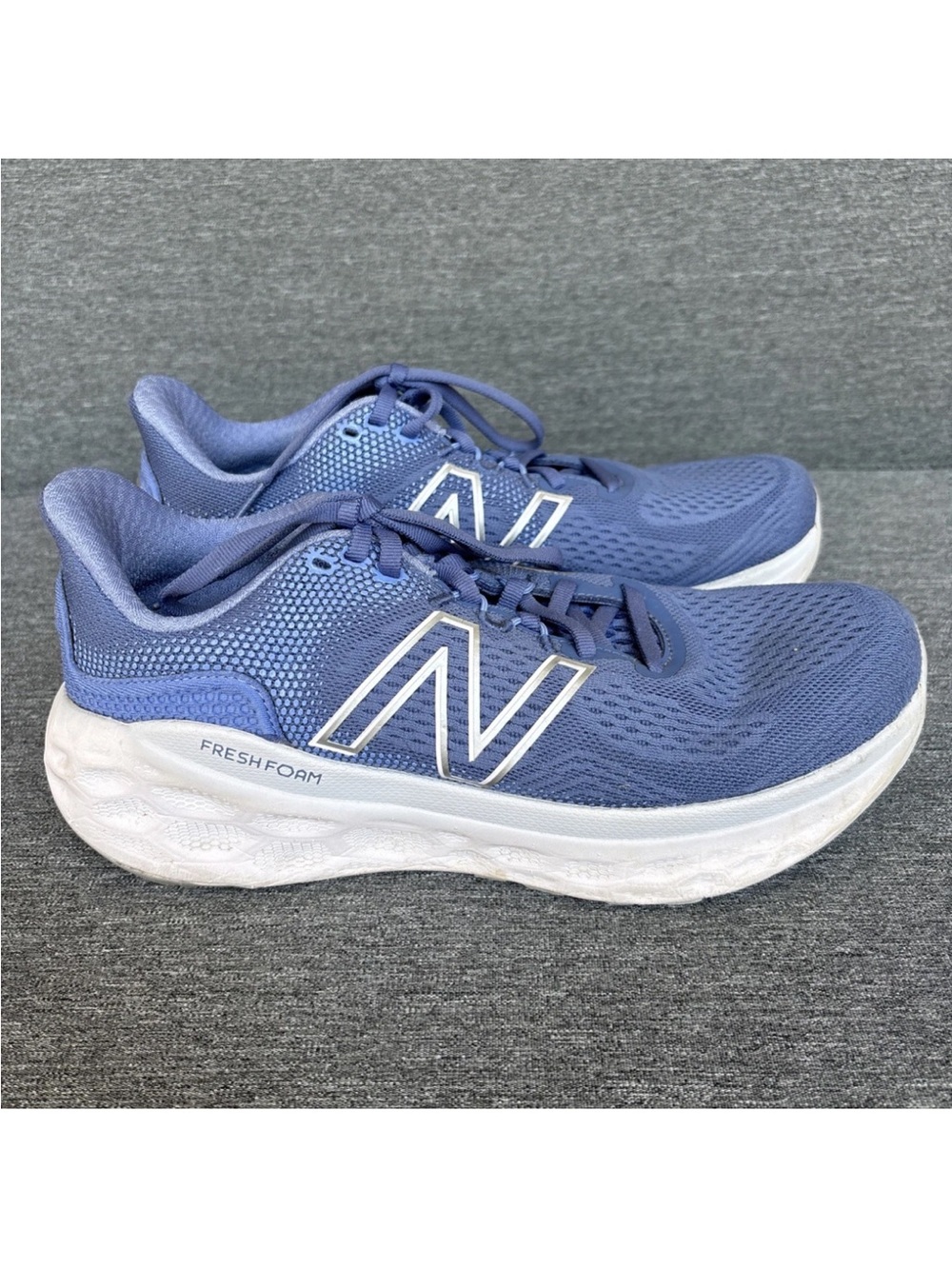 New Balance Fresh Foam More v3 Blue Running Shoes Womens Sz 9.5 WMORNA3 Sneakers